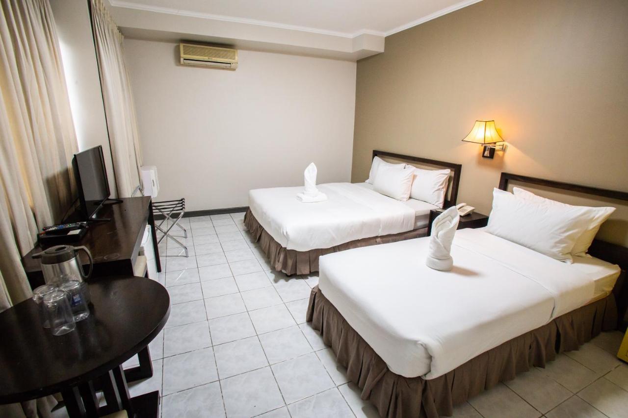 Northwest Inn Bacolod Eksteriør bilde