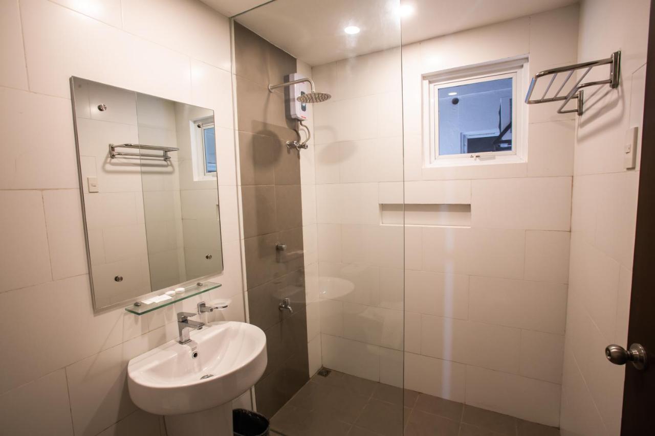 Northwest Inn Bacolod Eksteriør bilde